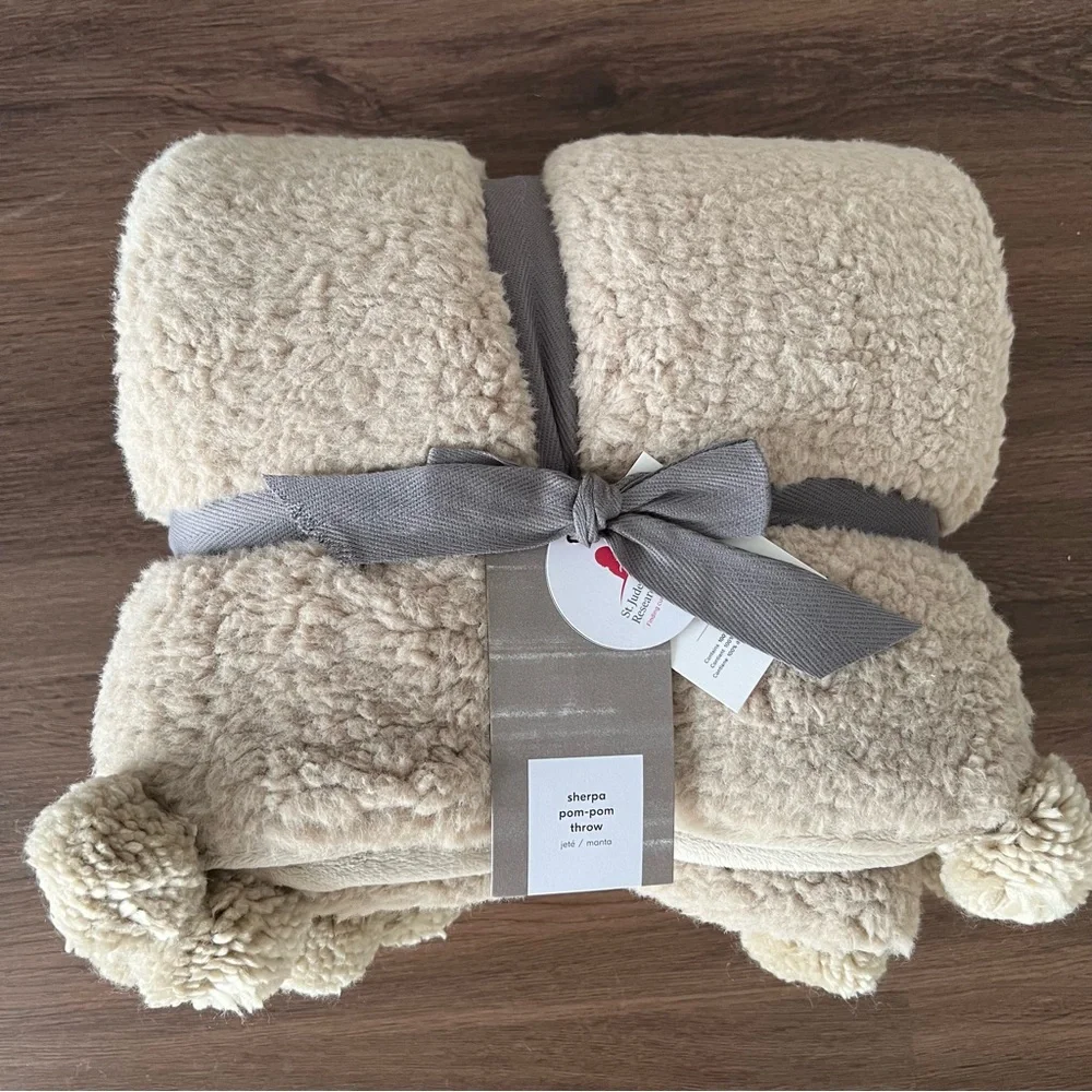 WEST ELM Cozy Sherpa Pom Pom Throw Blanket SABLE 47x60 NWT